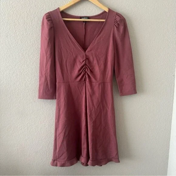 Express V-Neck Ruffle Hem Fit And Flare Dress Dusty Pink Size Small - Picture 2 of 9